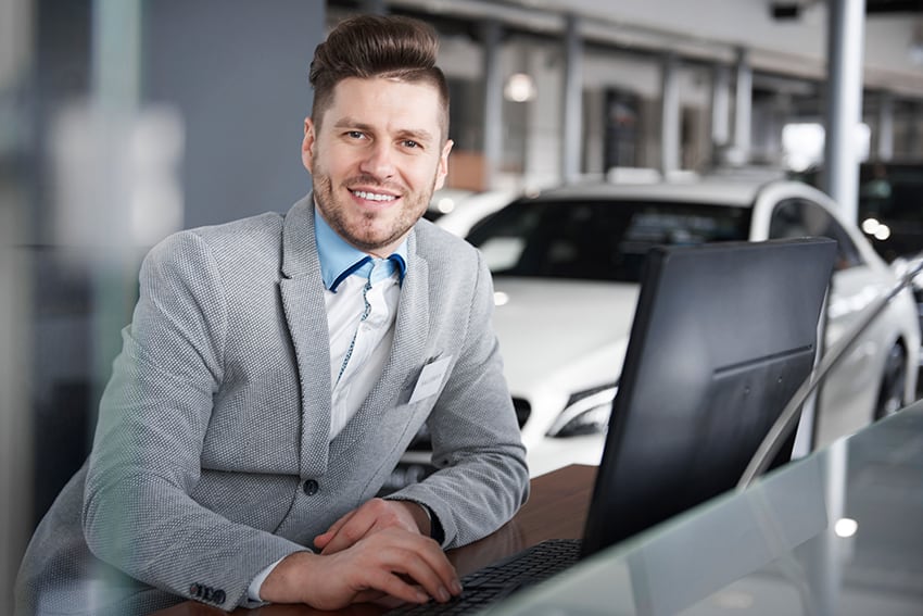 car-dealership-servicing